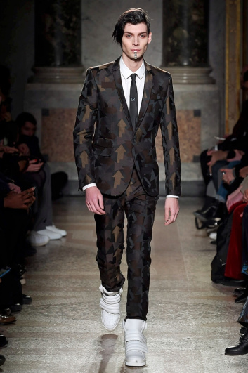 Fotoservizio/FW 2018-2019/MEN/LES HOMMES/DP2/5