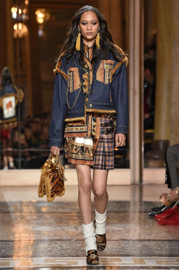 Fotoservizio/FW 2018-2019/MEN/VERSACE/DP2/2