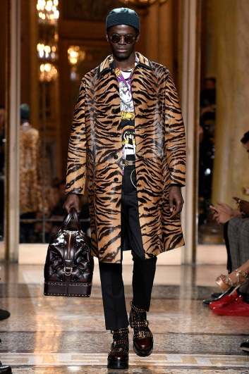 Fotoservizio/FW 2018-2019/MEN/VERSACE/DP2/10