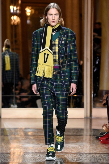 Fotoservizio/FW 2018-2019/MEN/VERSACE/DP2/3