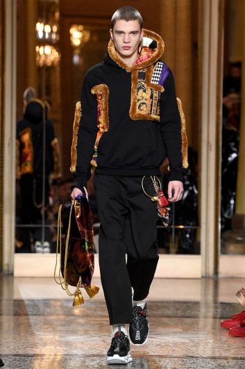 Fotoservizio/FW 2018-2019/MEN/VERSACE/DP2/5