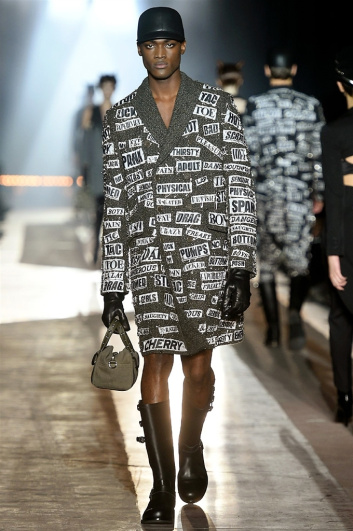 Fotoservizio/FW 2018-2019/MEN/MOSCHINO/DP2/5