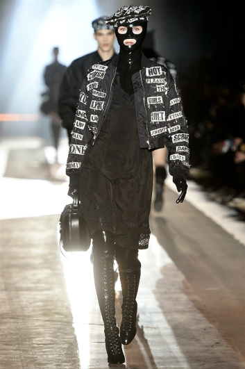 Fotoservizio/FW 2018-2019/MEN/MOSCHINO/DP2/5