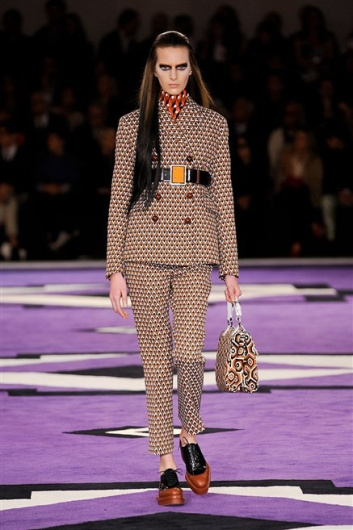 Fotoservizio/FW 2012-2013/WOMEN/PRADA/8