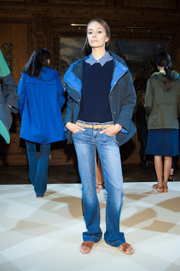 Fotoservizio/SS 2016/WOMEN/PEUTEREY/DP2/1
