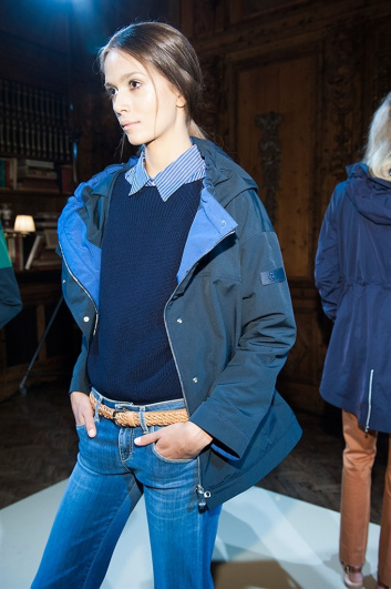 Fotoservizio/SS 2016/WOMEN/PEUTEREY/DP2/17