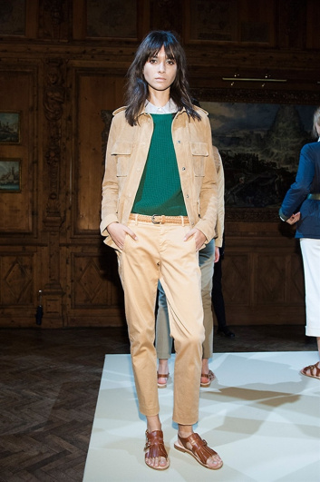 Fotoservizio/SS 2016/WOMEN/PEUTEREY/DP2/21