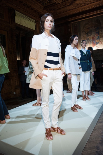 Fotoservizio/SS 2016/WOMEN/PEUTEREY/DP2/29