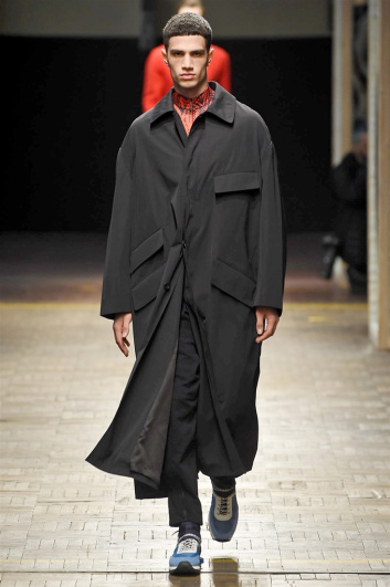 Fotoservizio/FW 2018-2019/MEN/DIRK BIKKEMBERGS/DP2/6