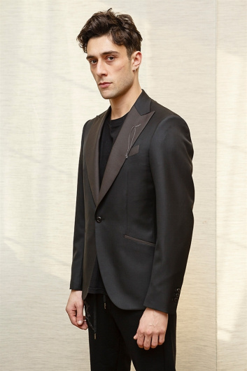 Fotoservizio/FW 2018-2019/MEN/MAURIZIO MIRI/DP2/6