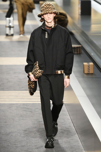 Fotoservizio/FW 2018-2019/MEN/FENDI/DP2/ 5