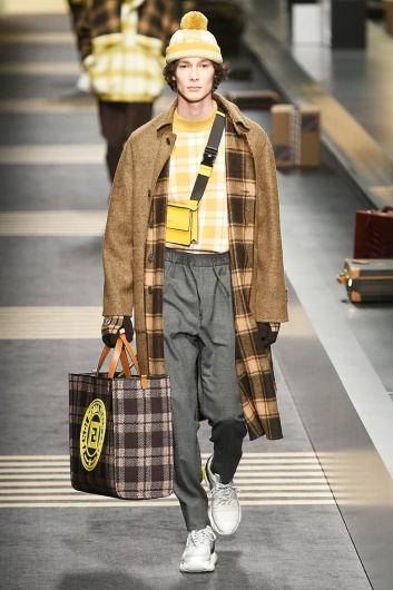 Fotoservizio/FW 2018-2019/MEN/FENDI/DP2/ 27