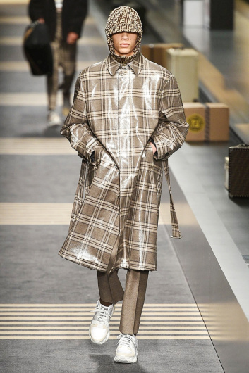 Fotoservizio/FW 2018-2019/MEN/FENDI/DP2/ 37