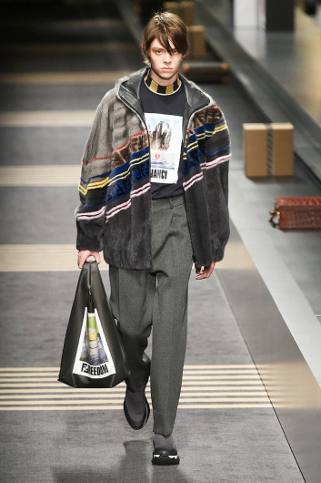 Fotoservizio/FW 2018-2019/MEN/FENDI/DP2/ 54