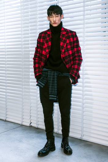 Fotoservizio/FW 2018-2019/MEN/ERMANNO SCERVINO/DP2/ 17