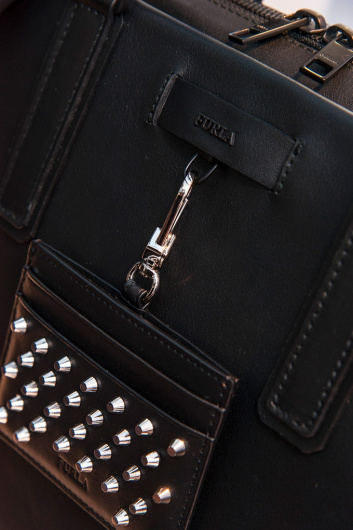 Fotoservizio/FW 2018-2019/MEN/FURLA/DP2/ 21