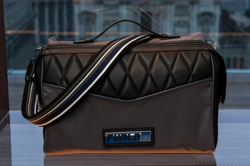 Fotoservizio/FW 2018-2019/MEN/FURLA/DP2/ 27
