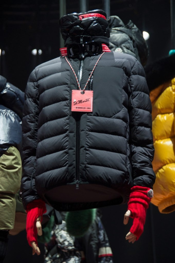 Fotoservizio/FW 18-19/WOMEN/MONCLER/DP2/14