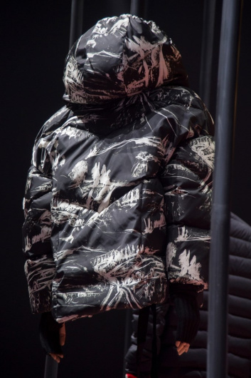 Fotoservizio/FW 18-19/WOMEN/MONCLER/DP2/22