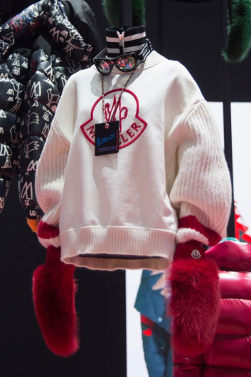 Fotoservizio/FW 18-19/WOMEN/MONCLER/DP2/44