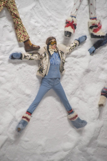 Fotoservizio/FW 18-19/WOMEN/MONCLER/DP2/54