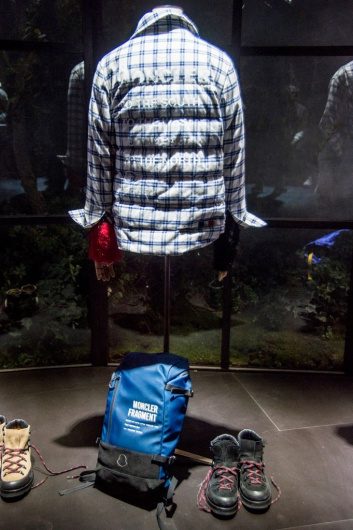 Fotoservizio/FW 18-19/WOMEN/MONCLER/DP2/48