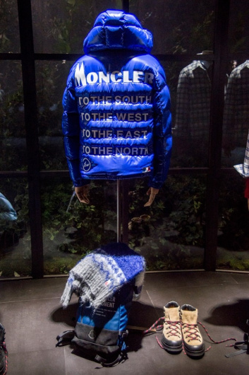 Fotoservizio/FW 18-19/WOMEN/MONCLER/DP2/49