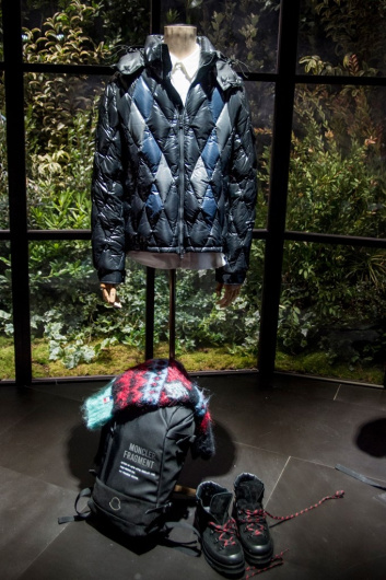 Fotoservizio/FW 18-19/WOMEN/MONCLER/DP2/52