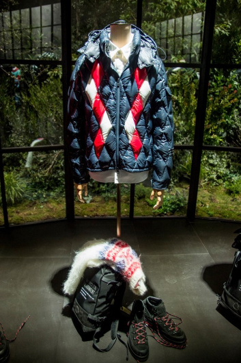 Fotoservizio/FW 18-19/WOMEN/MONCLER/DP2/56