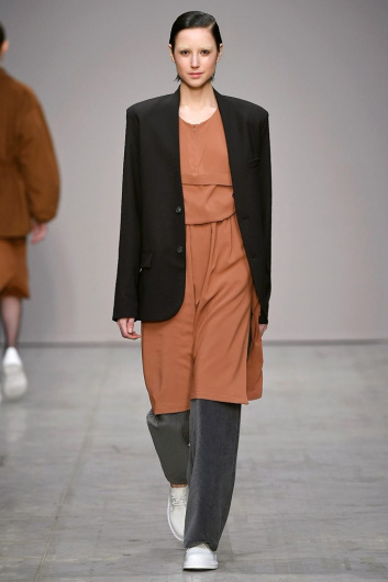 Fotoservizio/FW 18-19/WOMEN/LUCIO VANOTTI/DP2/9