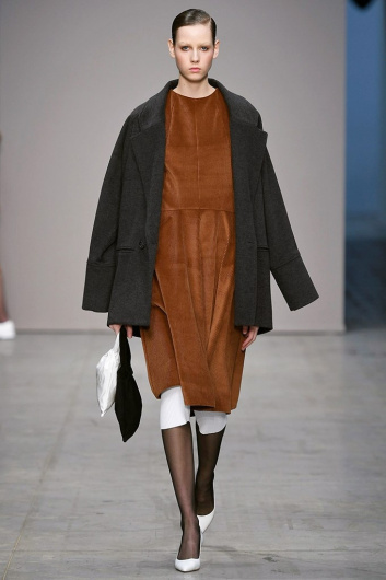 Fotoservizio/FW 18-19/WOMEN/LUCIO VANOTTI/DP2/7