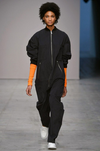 Fotoservizio/FW 18-19/WOMEN/LUCIO VANOTTI/DP2/21