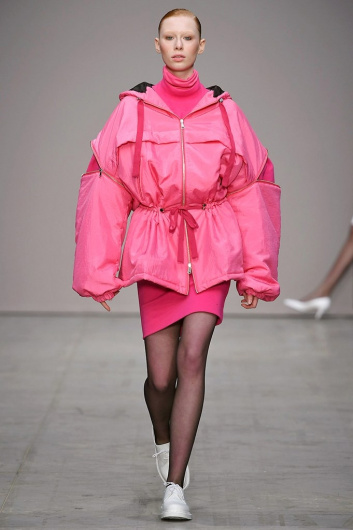 Fotoservizio/FW 18-19/WOMEN/LUCIO VANOTTI/DP2/33