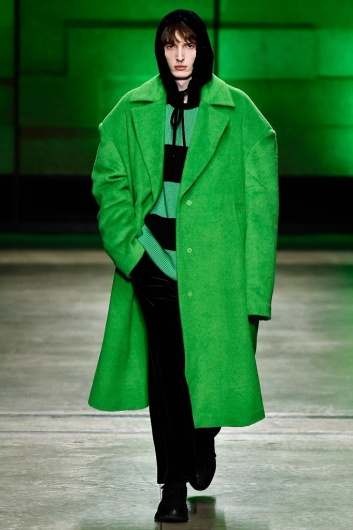 Fotoservizio/FW 18-19/WOMEN/ANNAKIKI/DP2/1