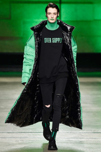 Fotoservizio/FW 18-19/WOMEN/ANNAKIKI/DP2/3