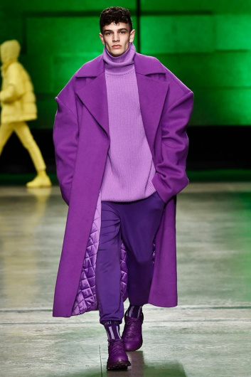 Fotoservizio/FW 18-19/WOMEN/ANNAKIKI/DP2/1