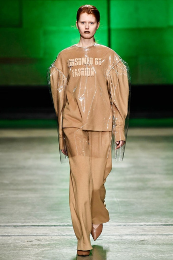Fotoservizio/FW 18-19/WOMEN/ANNAKIKI/DP2/2
