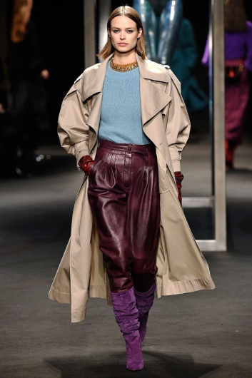 Fotoservizio/FW 18-19/WOMEN/ALBERTA FERRETTI/DP2/4