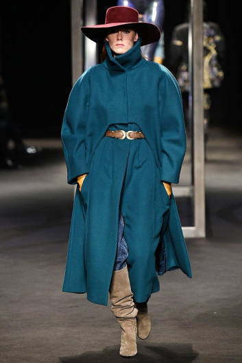 Fotoservizio/FW 18-19/WOMEN/ALBERTA FERRETTI/DP2/5