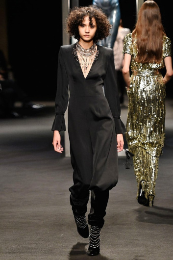Fotoservizio/FW 18-19/WOMEN/ALBERTA FERRETTI/DP2/2