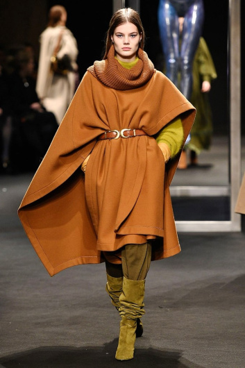 Fotoservizio/FW 18-19/WOMEN/ALBERTA FERRETTI/DP2/9