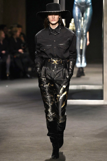 Fotoservizio/FW 18-19/WOMEN/ALBERTA FERRETTI/DP2/1