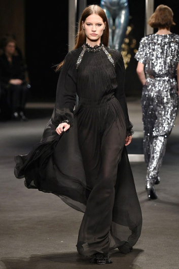 Fotoservizio/FW 18-19/WOMEN/ALBERTA FERRETTI/DP2/5