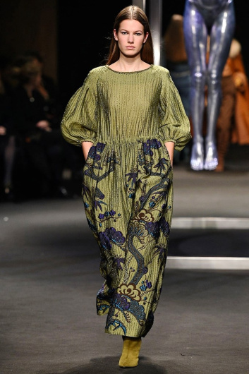 Fotoservizio/FW 18-19/WOMEN/ALBERTA FERRETTI/DP2/1