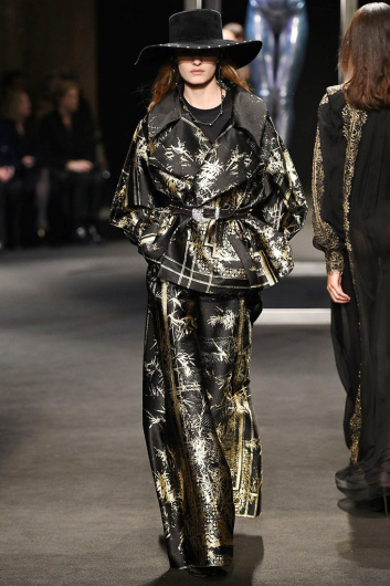 Fotoservizio/FW 18-19/WOMEN/ALBERTA FERRETTI/DP2/3