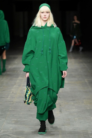 Fotoservizio/FW 18-19/WOMEN/ANGEL CHEN/DP2/19