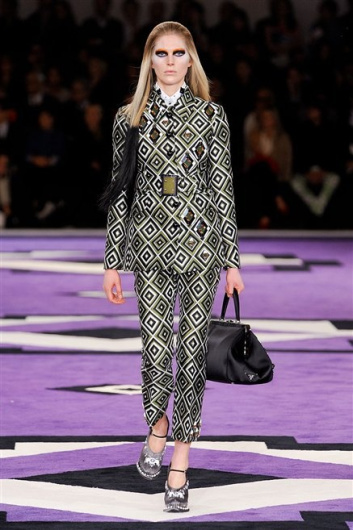 Fotoservizio/FW 2012-2013/WOMEN/PRADA/41