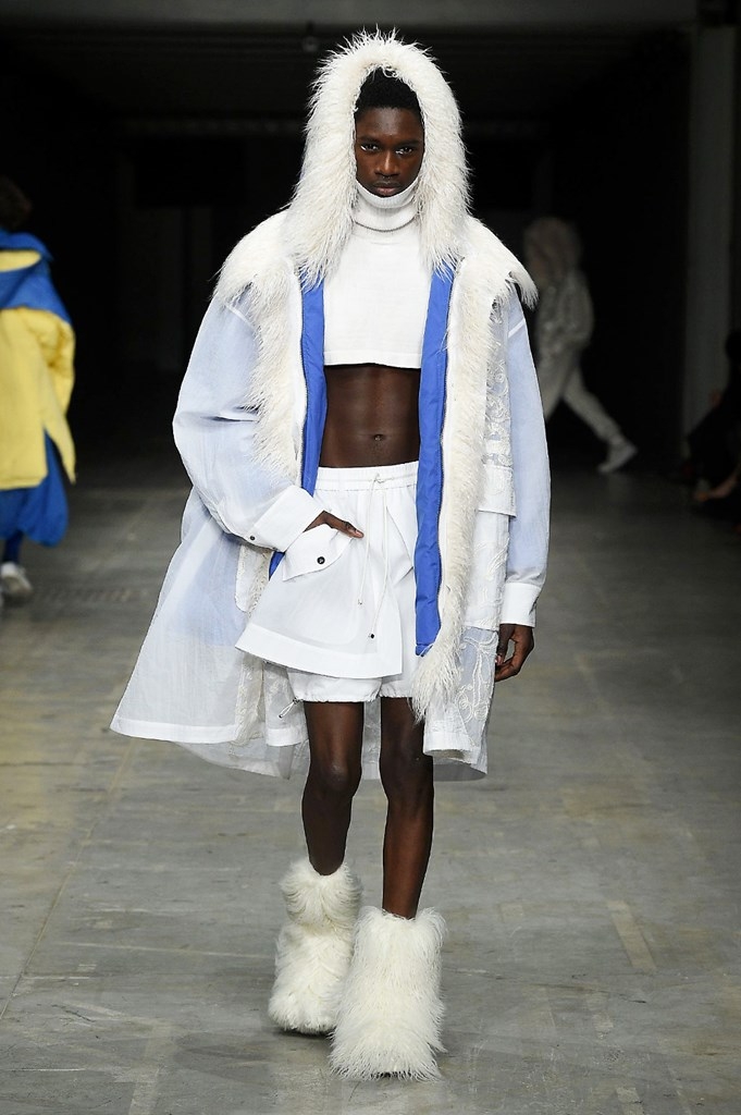 Fotoservizio/FW 18-19/WOMEN/ANGEL CHEN/DP2/30