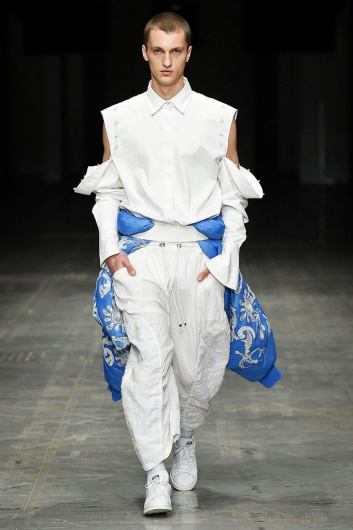 Fotoservizio/FW 18-19/WOMEN/ANGEL CHEN/DP2/24
