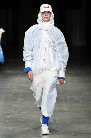 Fotoservizio/FW 18-19/WOMEN/ANGEL CHEN/DP2/25